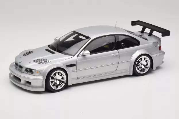 Minichamps Bmw 3-series M3 Gtr E46 Street 2001 1:18 100012100